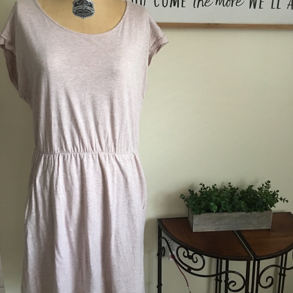 Light pink T-Shirt dress with pockets